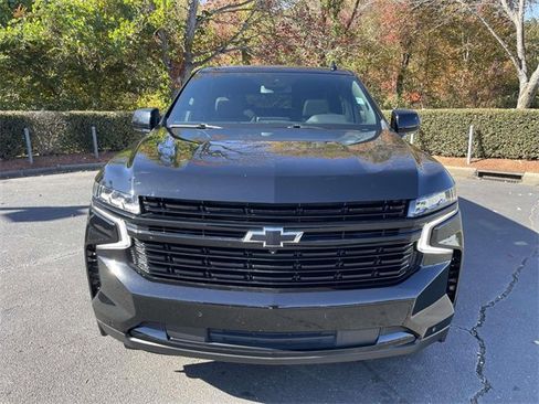 Used 2023 Chevrolet Suburban RST w/ Sport Performance Package image 2