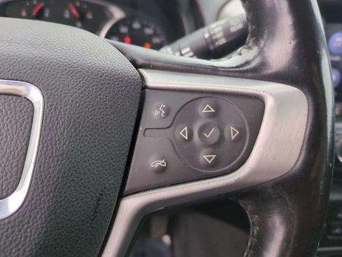 Used 2018 GMC Terrain SLT w/ Preferred Package image 30