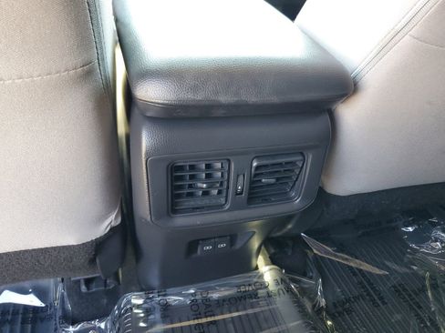 Used 2023 Toyota RAV4 XLE image 12