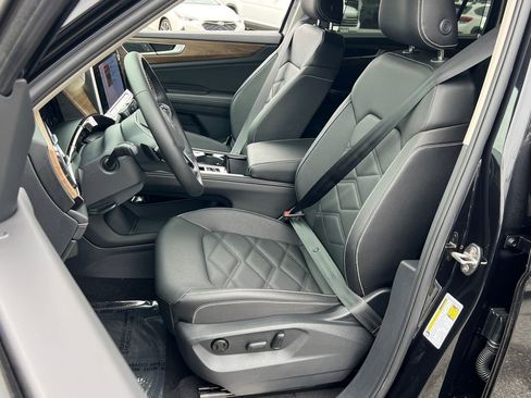 Certified 2026 Volkswagen Atlas SE image 20