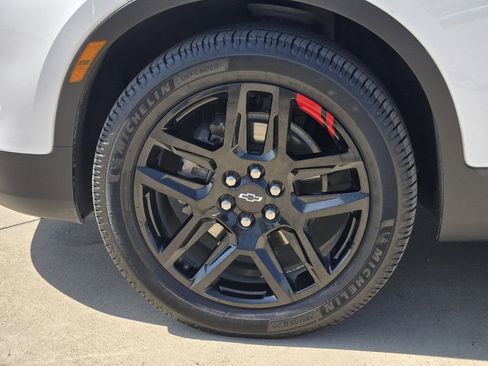 Used 2024 Chevrolet Blazer LT w/ Sound & Technology Package image 17