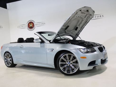 Used 2011 BMW M3 Convertible RWD image 36