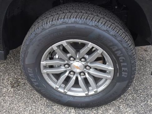 New 2026 Chevrolet Colorado LT w/ LT Convenience Package AWD/4WD image 12