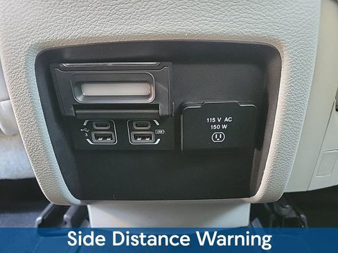 Used 2020 Jeep Cherokee Limited w/ Technology Group image 14