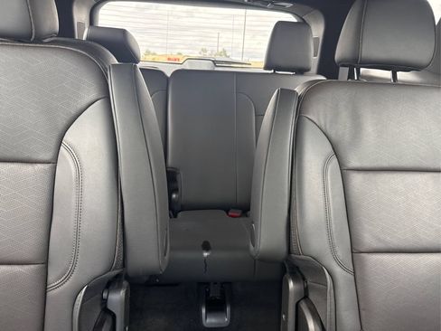 Used 2023 Chevrolet Traverse High Country w/ LPO, Floor Liner Package AWD/4WD image 39