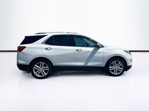 Used 2018 Chevrolet Equinox Premier FWD image 11