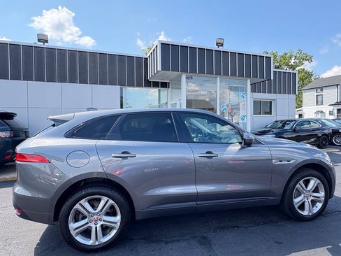 Used 2017 Jaguar F-PACE R-Sport AWD/4WD image 8