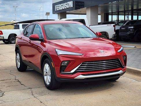 New 2026 Buick Envista Preferred image 2