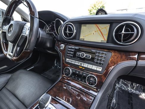 Used 2014 Mercedes-Benz SL 550 w/ Sport Wheel Package image 24
