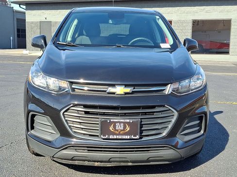 Used 2020 Chevrolet Trax LS w/ Tint and Cruise Package FWD image 28