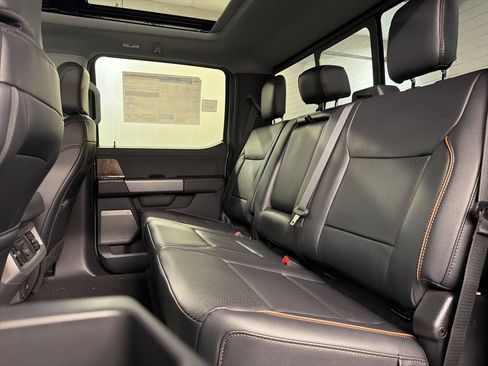 New 2026 Ford F250 Lariat w/ Black Appearance Package AWD/4WD image 35