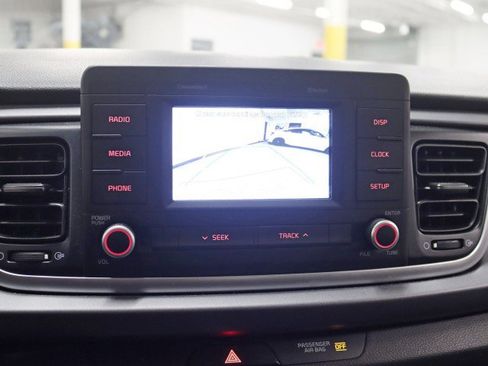 Used 2018 Kia Rio S FWD image 16