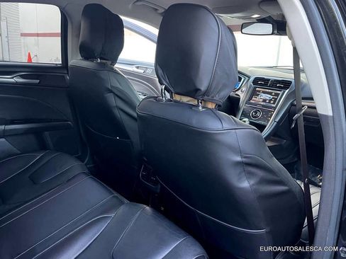 Used 2014 Ford Fusion Titanium image 34