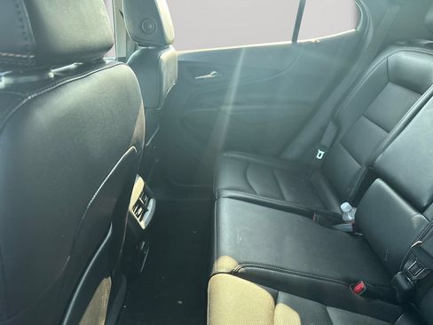 Used 2021 Chevrolet Equinox Premier FWD image 5