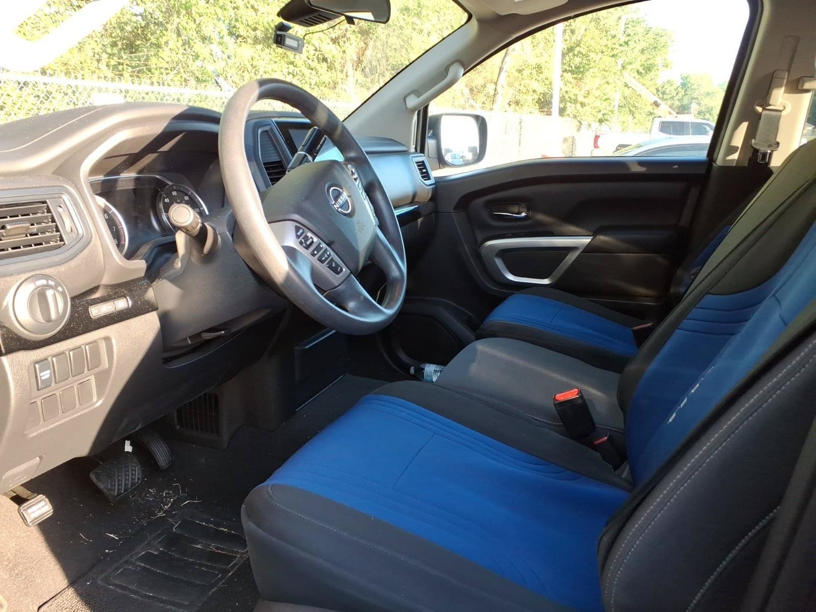 Used 2023 Nissan Titan SV w/ Accessory Utility Package RWD image 5