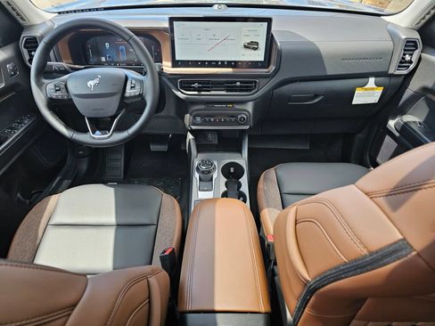 New 2026 Ford Bronco Sport Outer Banks w/ Outer Banks Tech Package+ AWD/4WD image 13