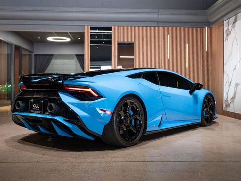 Used 2023 Lamborghini Huracan Tecnica RWD image 4