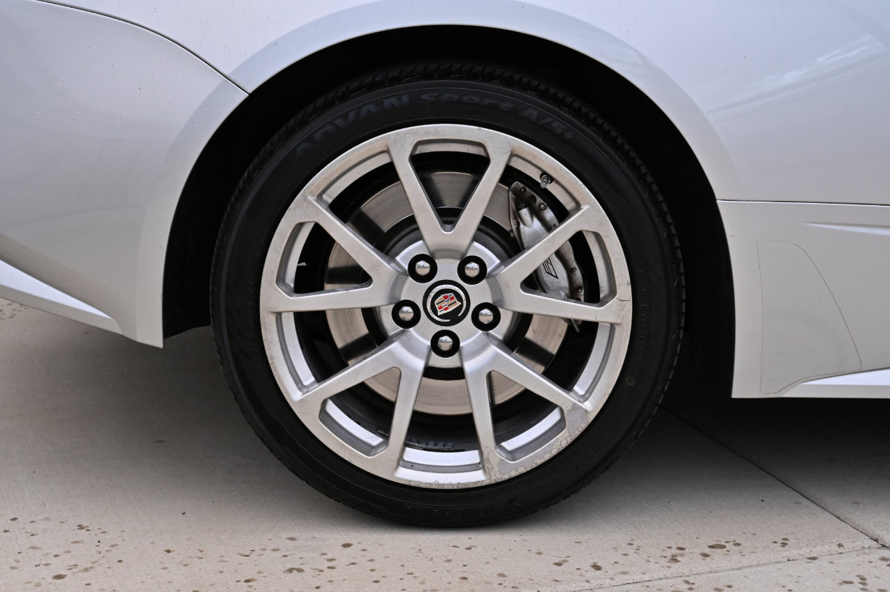 Used 2011 Cadillac CTS V w/ Wood Trim Package RWD image 33