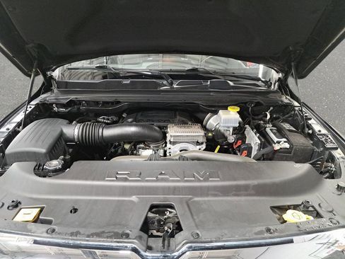 Used 2022 RAM 1500 Big Horn image 30