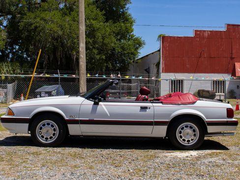 Used 1989 Ford Mustang LX RWD image 47