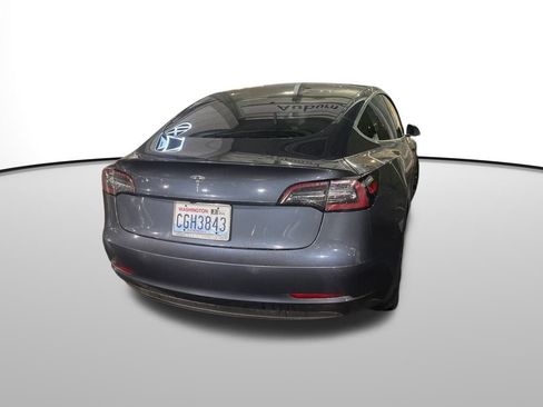 Used 2020 Tesla Model 3 image 5