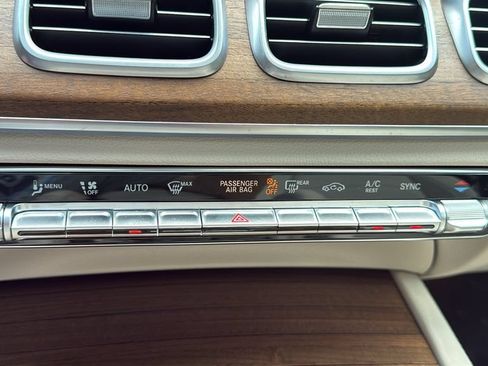 Certified 2025 Mercedes-Benz GLE 350 4MATIC image 34