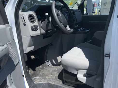 New 2024 Ford E-450 and Econoline 450 Super Duty w/ Power Windows & Locks Group image 22