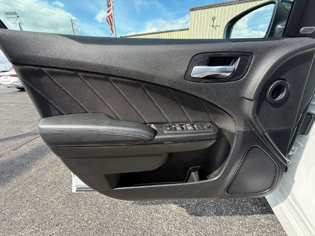 Used 2023 Dodge Charger R/T w/ Blacktop Package RWD image 14