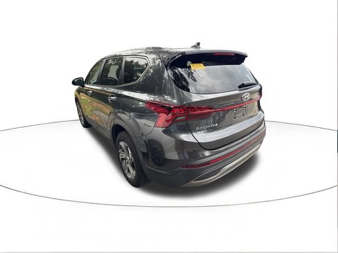 Used 2023 Hyundai Santa Fe SE FWD image 3