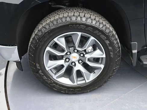 New 2026 Chevrolet Silverado 1500 LT image 23