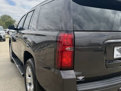 Used 2017 Chevrolet Tahoe LT w/ LT Signature Package AWD/4WD image 6