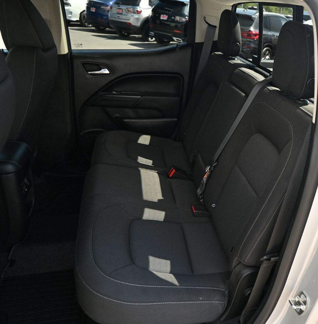 Used 2019 Chevrolet Colorado LT w/ LT Convenience Package RWD image 16