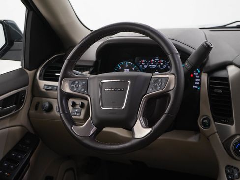Used 2020 GMC Yukon Denali w/ Open Road Package AWD/4WD image 15