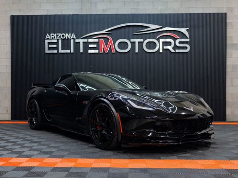 Used 2019 Chevrolet Corvette Z06 w/ Z07 Performance Package image 2