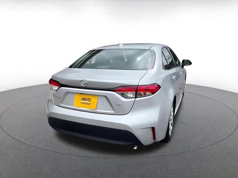 Used 2025 Toyota Corolla LE FWD image 13
