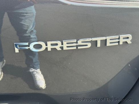 Used 2022 Subaru Forester Premium image 14