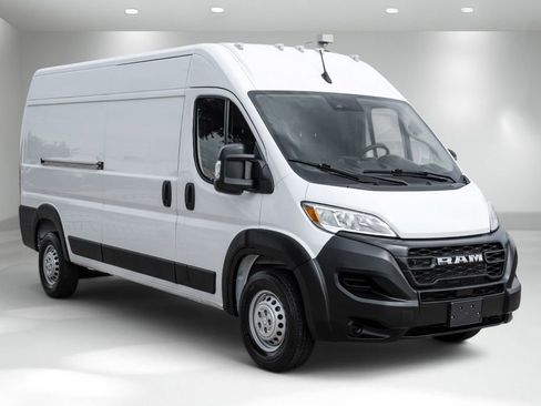 Used 2023 RAM ProMaster 2500 FWD image 5