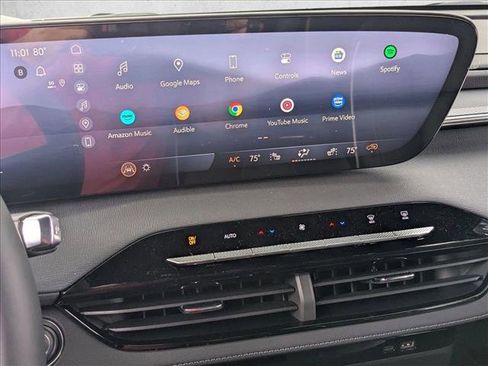 Used 2026 Buick Enclave Sport Touring w/ Power Package image 7