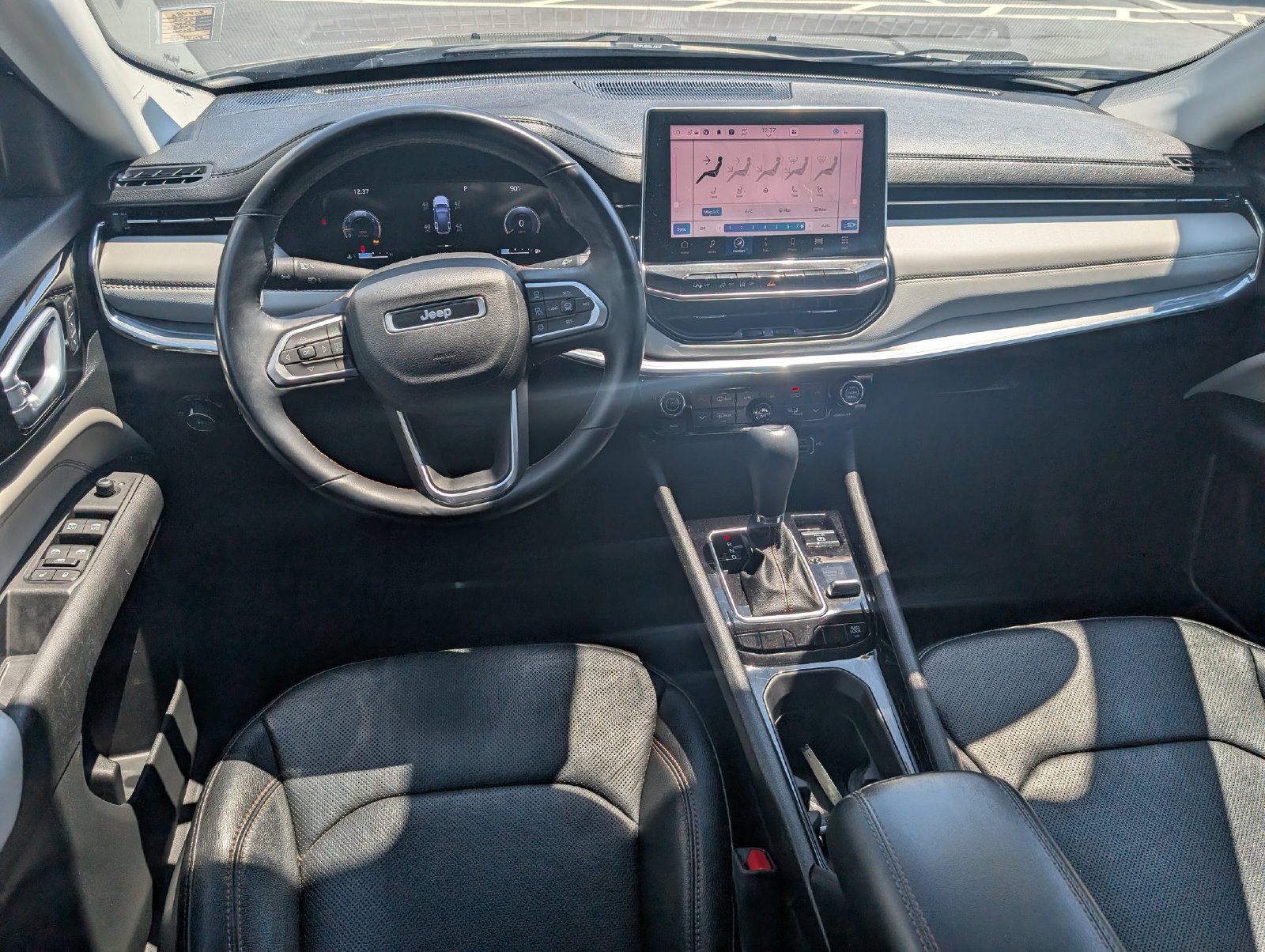 Used 2022 Jeep Compass Limited w/ Elite Group AWD/4WD image 16