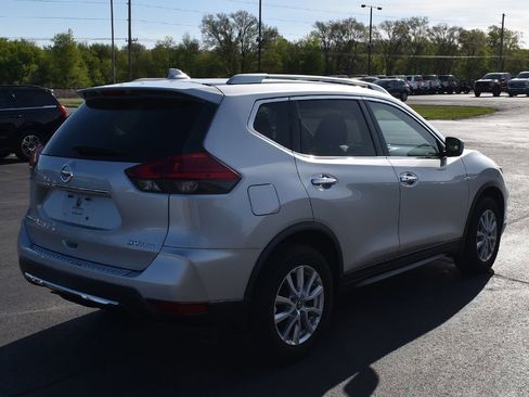 Used 2017 Nissan Rogue AWD image 5