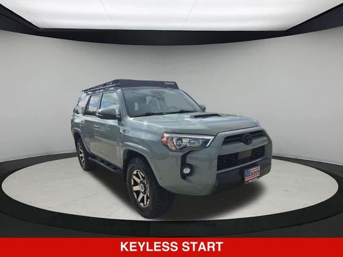 Used 2023 Toyota 4Runner TRD Off-Road Premium w/ Moonroof Package AWD/4WD image 8