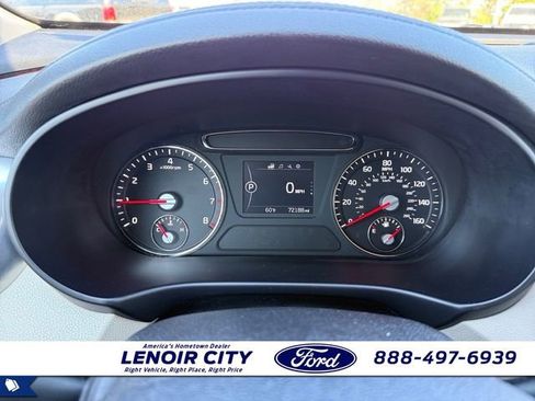 Used 2016 Kia Sorento EX image 21