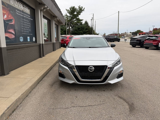 Used 2022 Nissan Altima 2.5 SR FWD image 8