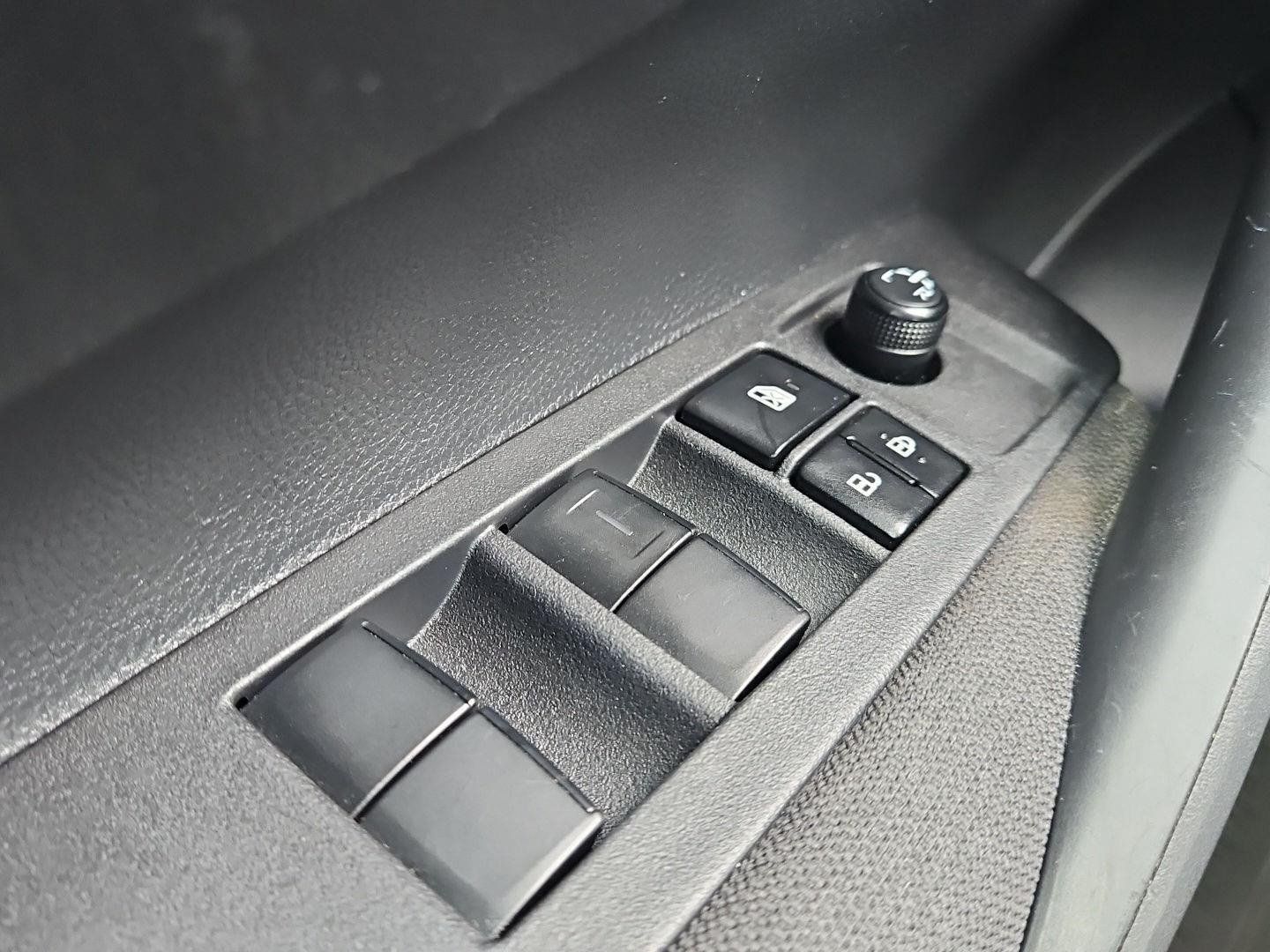 Used 2024 Toyota Corolla LE FWD image 19