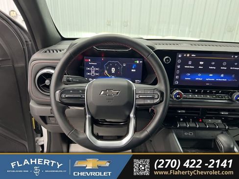 Used 2024 Chevrolet Colorado Z71 w/ Z71 Convenience Package 2 image 25