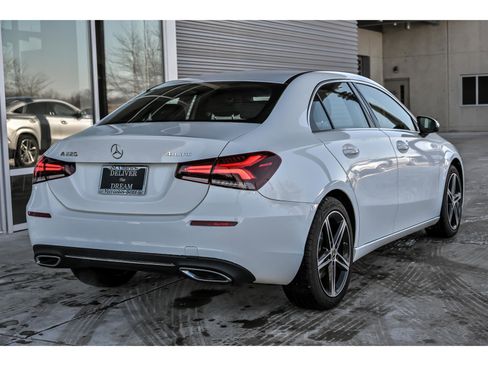 Used 2021 Mercedes-Benz A 220 4MATIC image 8