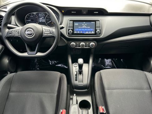 Used 2023 Nissan Kicks S image 6