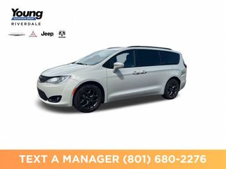 Used 2019 Chrysler Pacifica Touring-L FWD 360° Tour