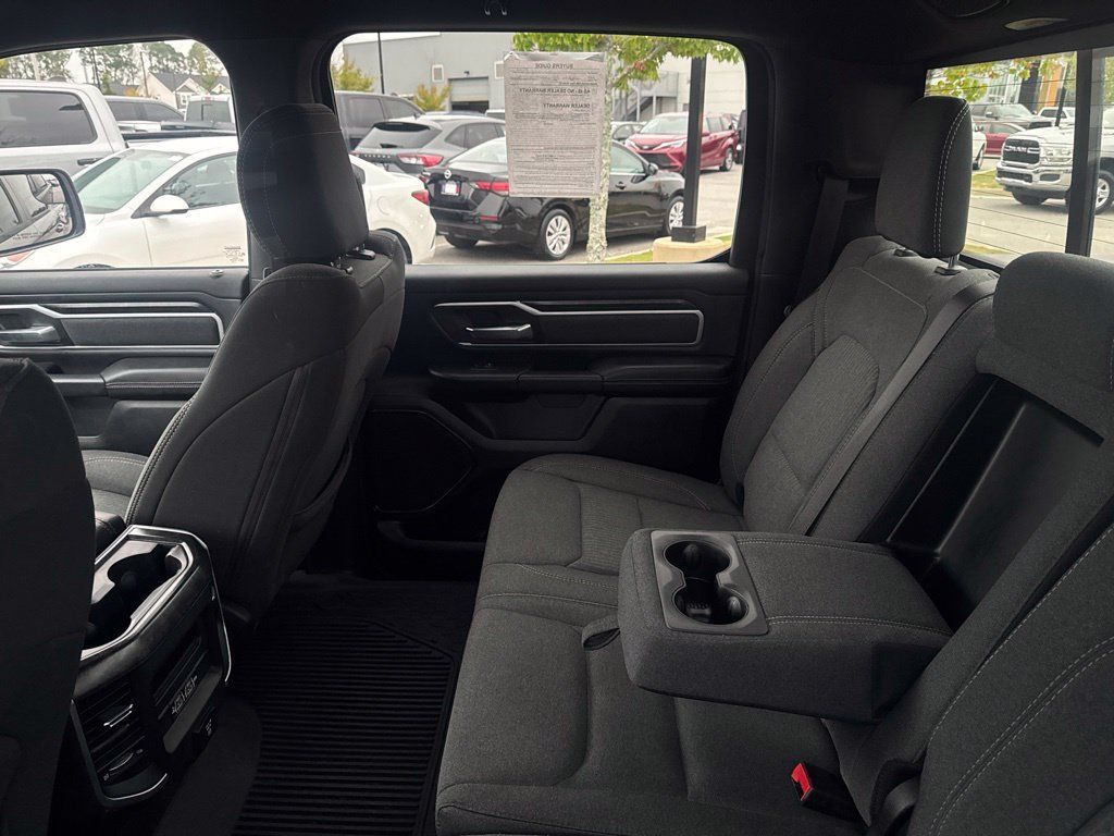 Used 2020 RAM 1500 Big Horn AWD/4WD image 12