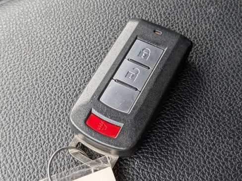 Used 2024 Mitsubishi Outlander Sport AWD image 30
